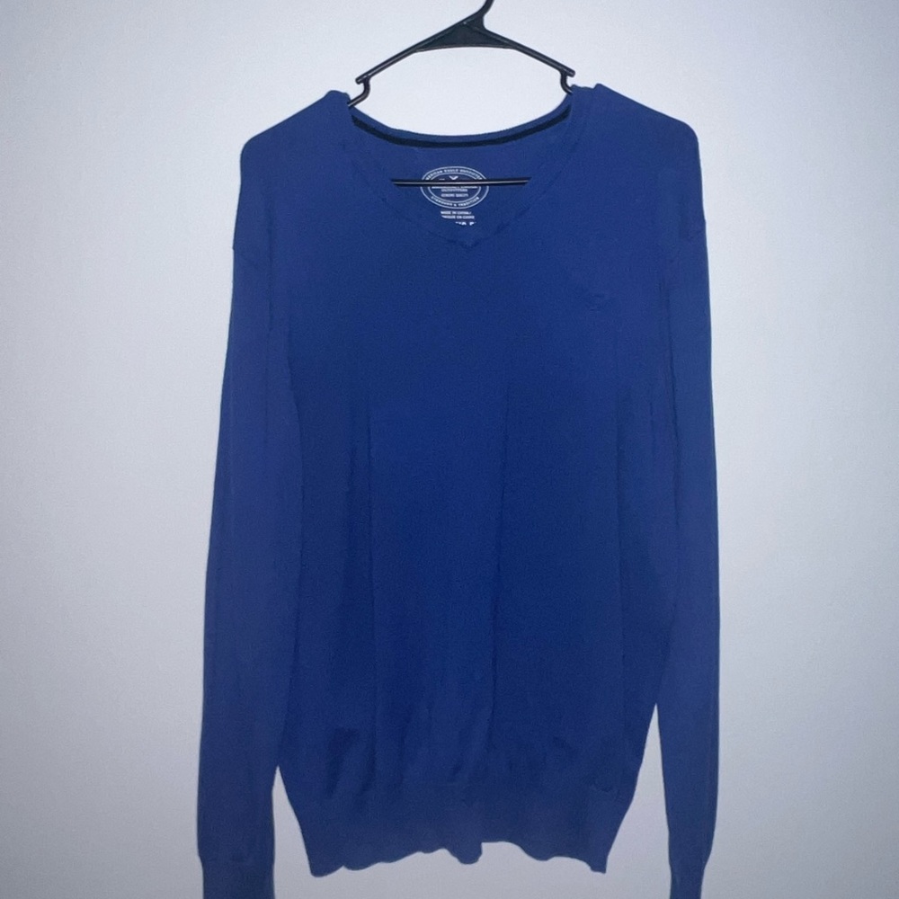 American Eagle V - Neck Long Sleeve